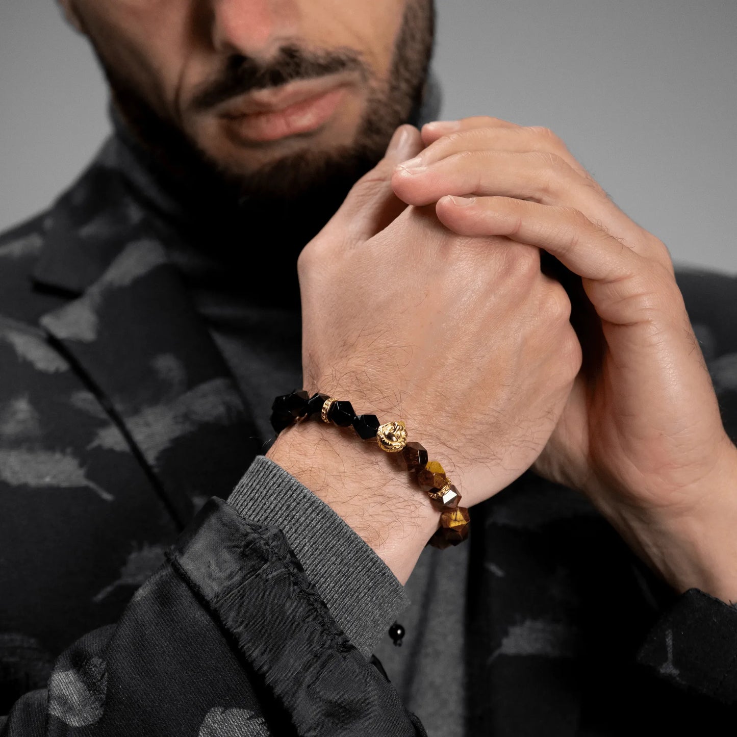 – product image