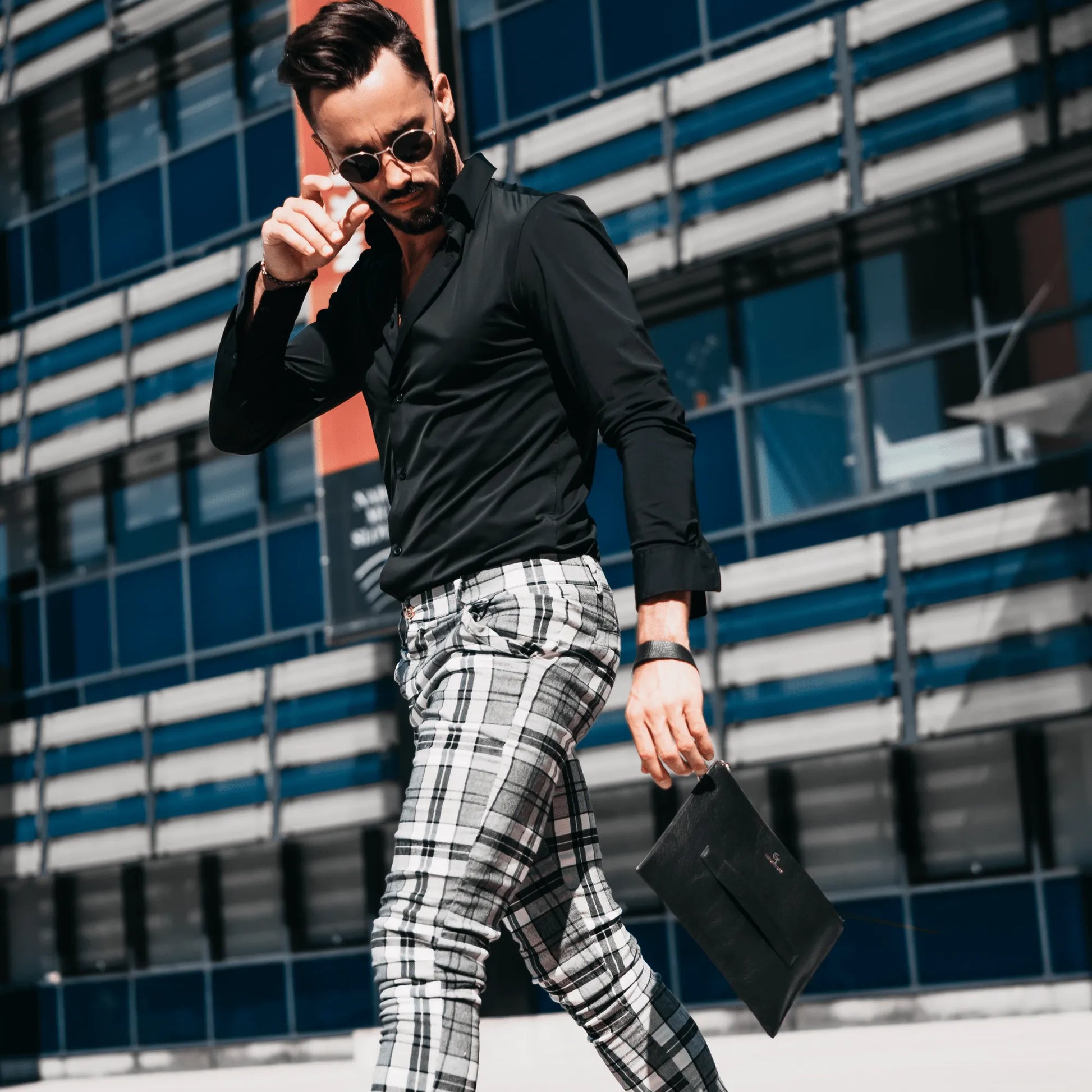 – product image