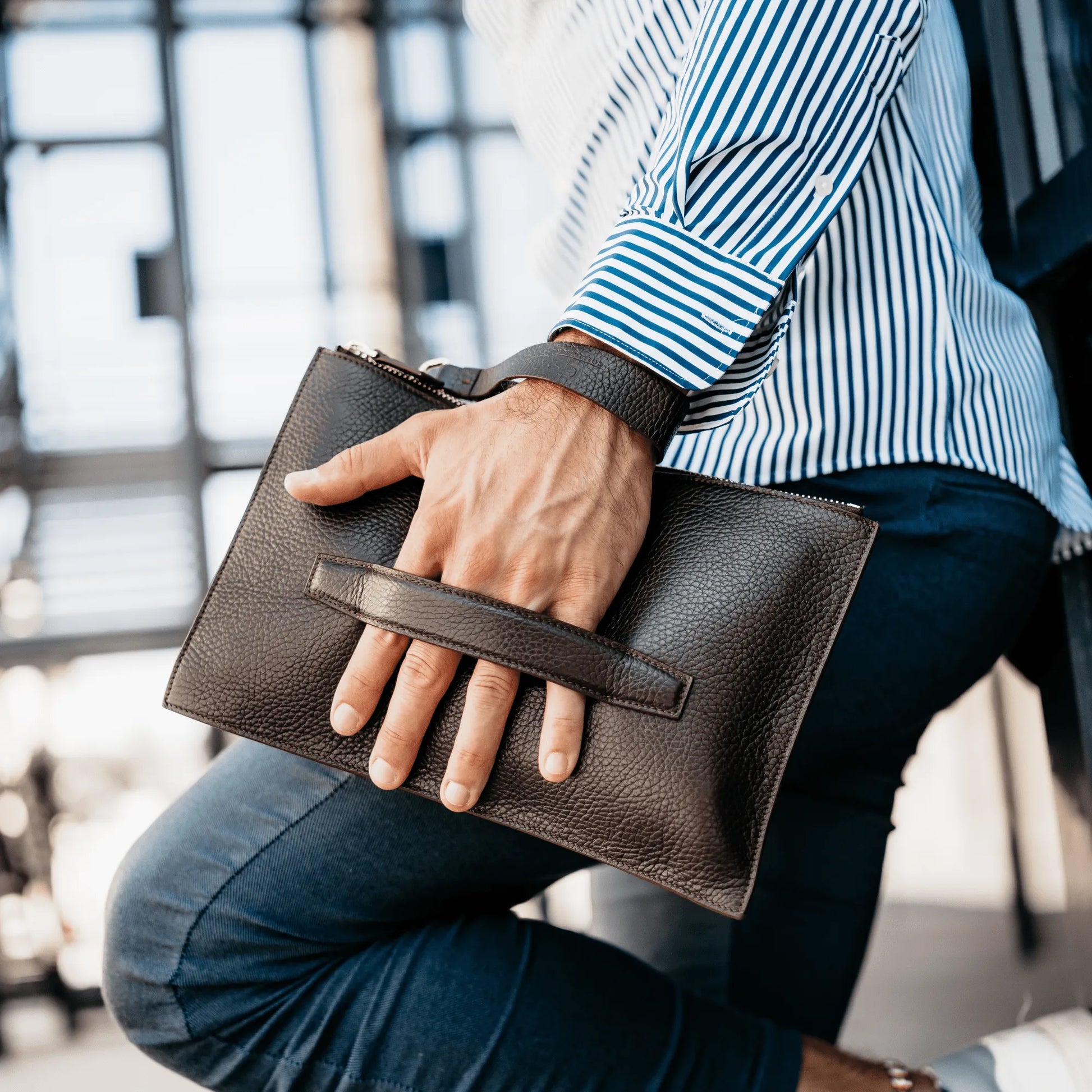 – product image
