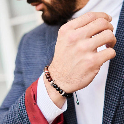 Men's RED TIGER EYE, ONYX Bracelet with ARABIAN FALCON Lunnora