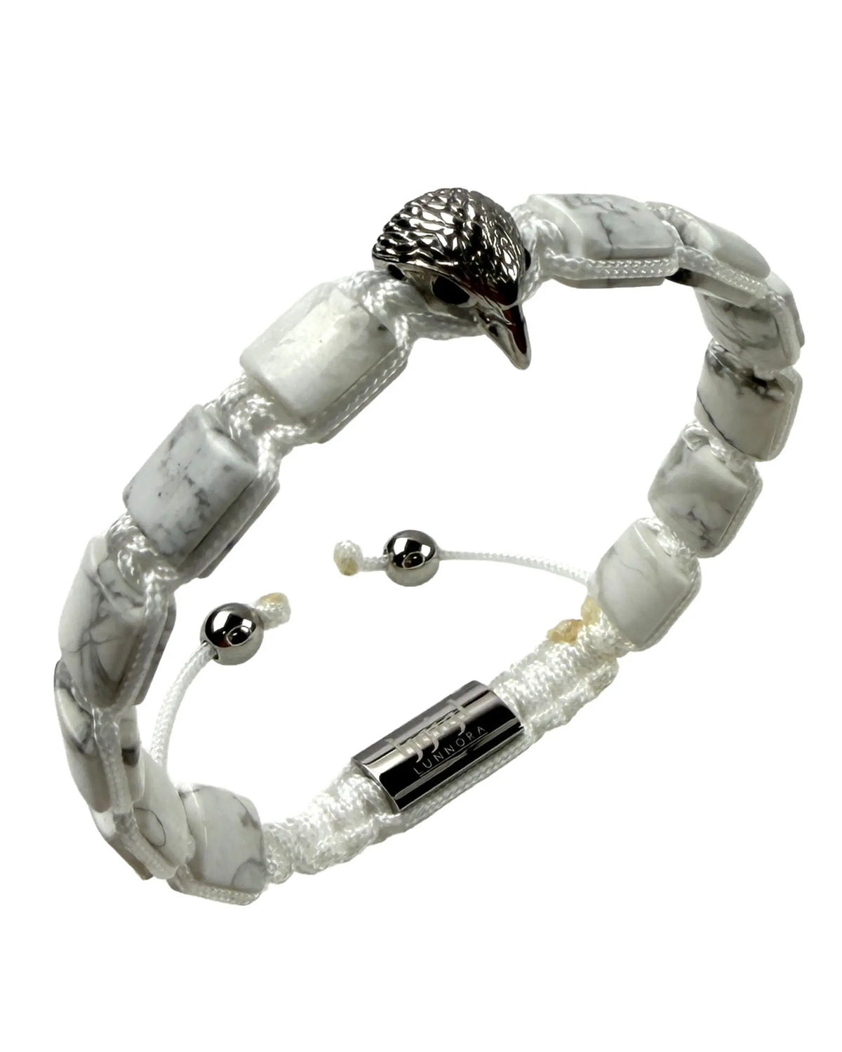 White howlite beaded bracelet with silver falcon head charm and toggle clasp الصورة الرئيسية