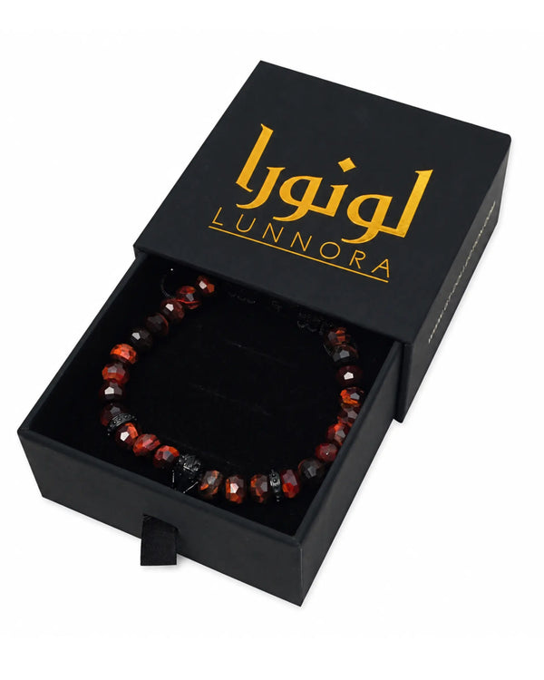 Bracelet gift box with LUNNORA logo and visible beaded bracelet inside