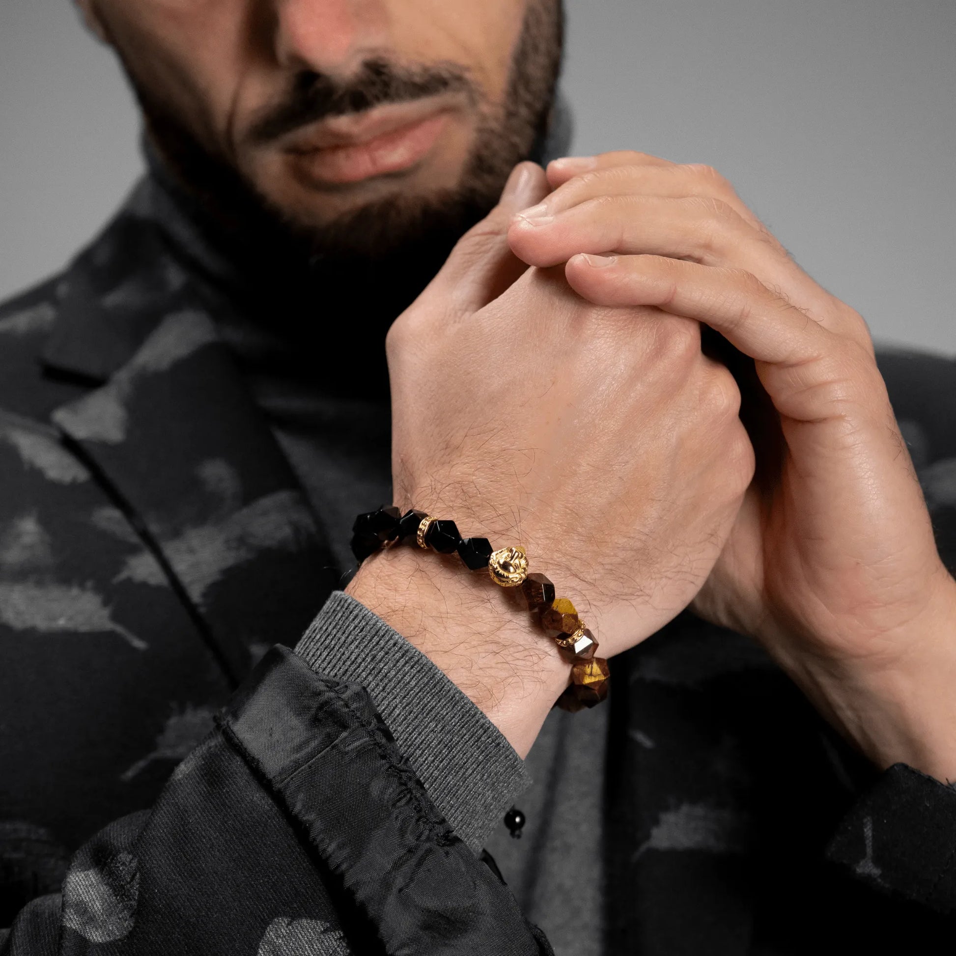 – product image