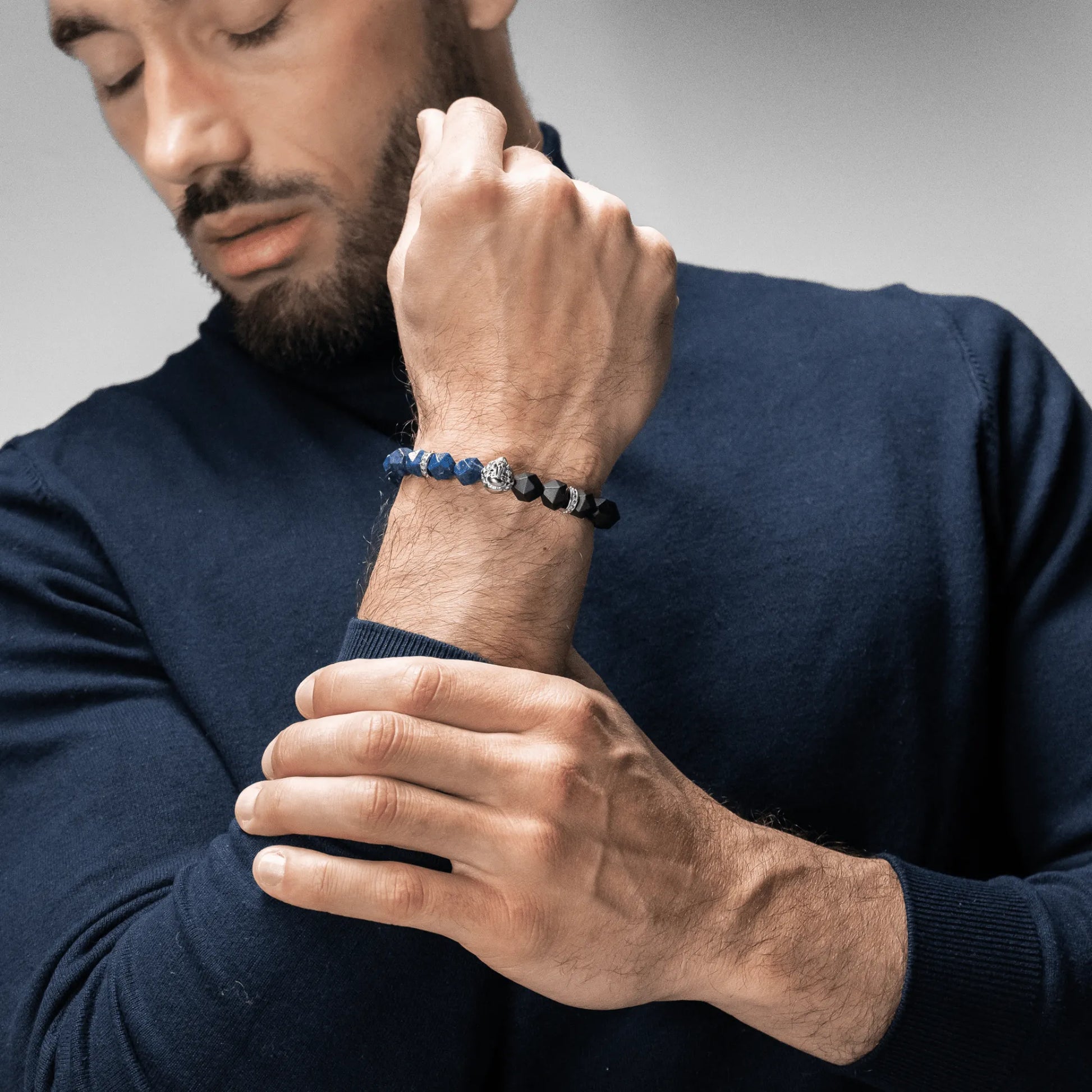 – product image