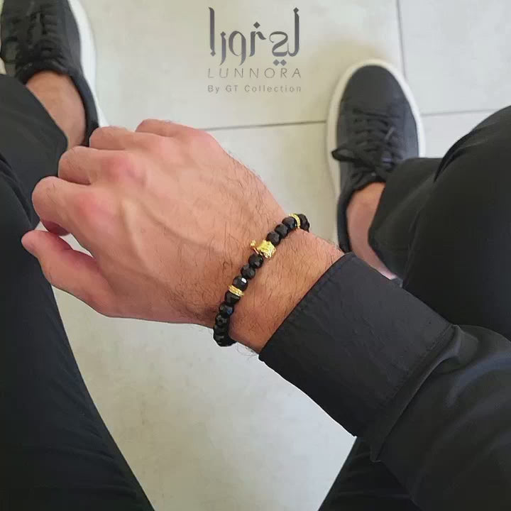 سوار حصان عربي من حجر العقيق الأسود - ذهبي